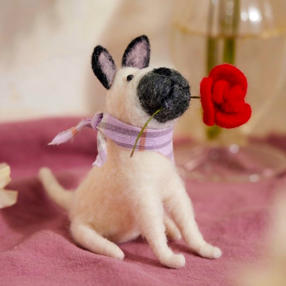 Anthropologie Red Rose Dog Felt Critter Valentine’s‎ edition